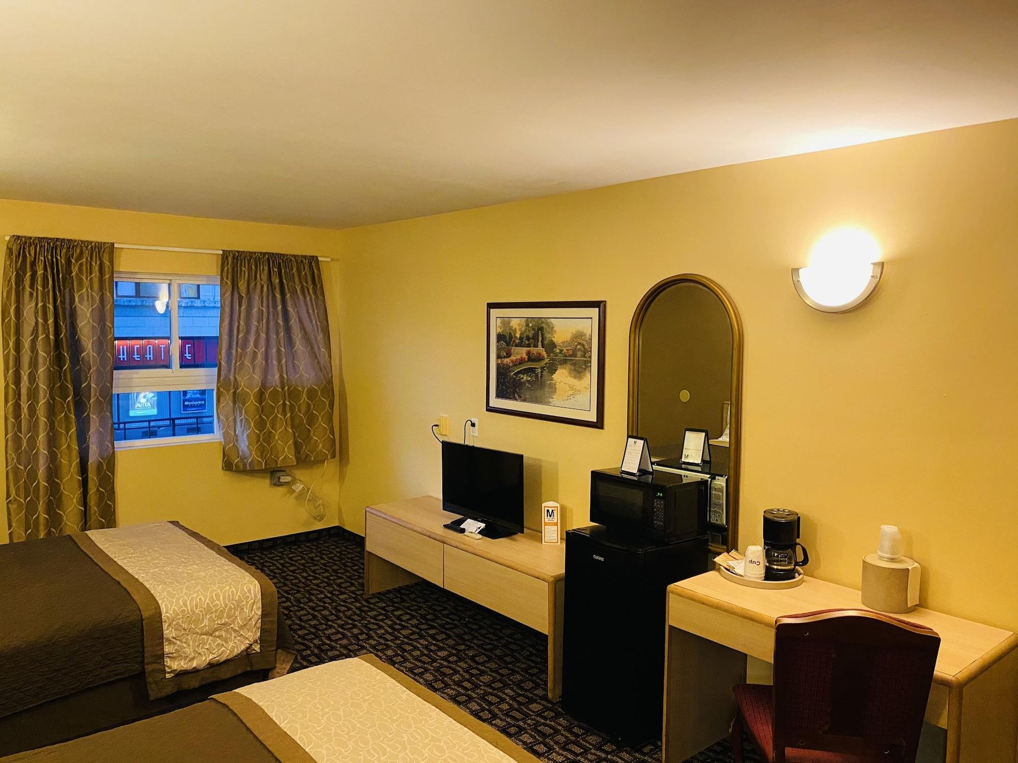 M Star Motel